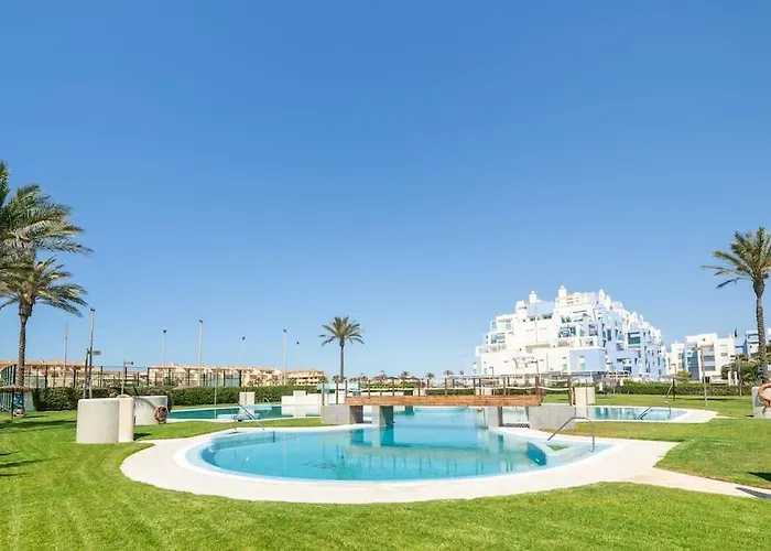 Trendyhomes Marina Golf